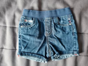 Short okaidi 18 mois