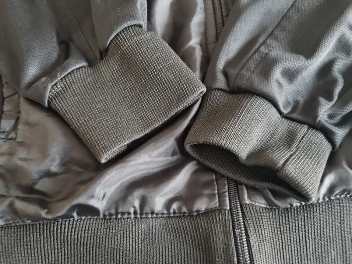 Veste / Gilet Adidas - photo numéro 4