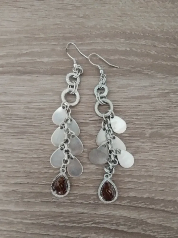 Boucles d'oreilles pendantes