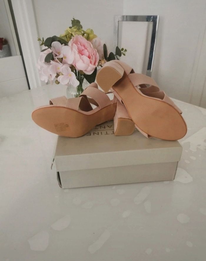 🤎🤍Jolie Paires De Sandales La Bottine Souriante 🤎🤍 - photo numéro 6