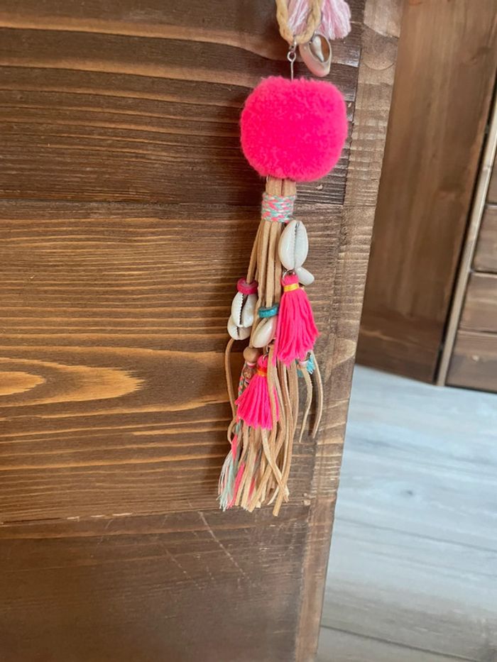 Collier long coquillage et pompon rose et bleu - photo numéro 2