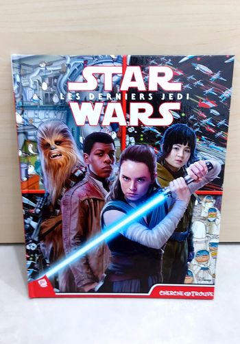 📚 Livre jeux : Cherche et trouve Star Wars les derniers jedi