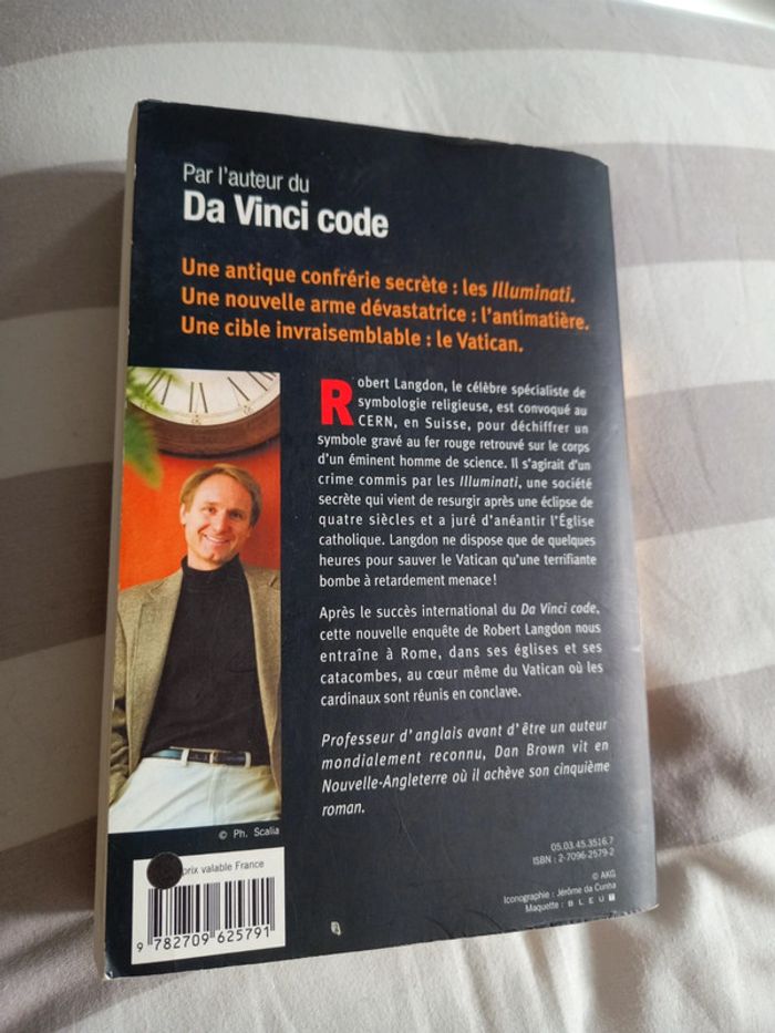 DaVinci code Angers démons de Dan Brown - photo numéro 3