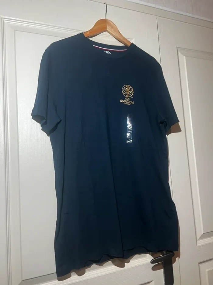 T-shirt UEFA - photo numéro 2