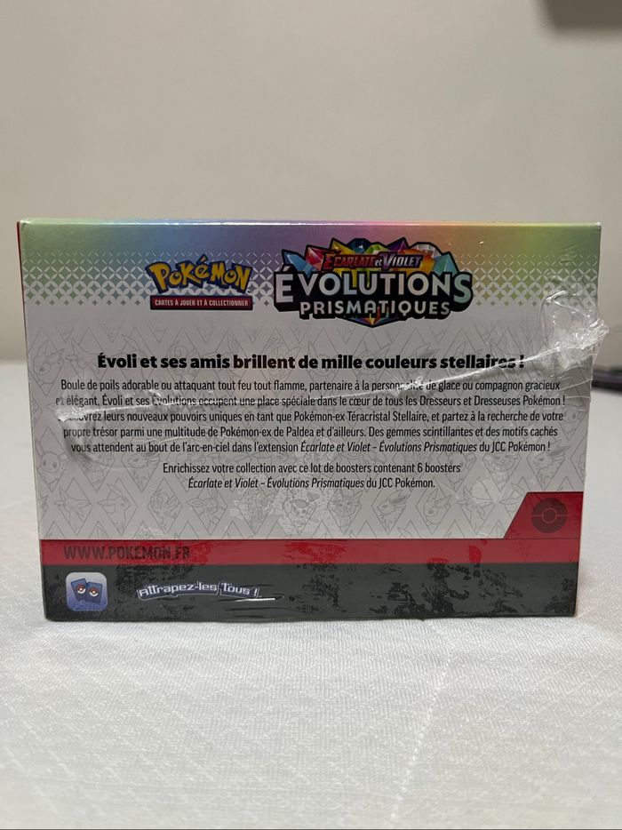 Pokemon Display Bundle 8.5 Évolution Prismatique - photo numéro 3