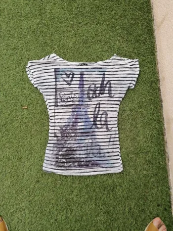 Tee shit Paris