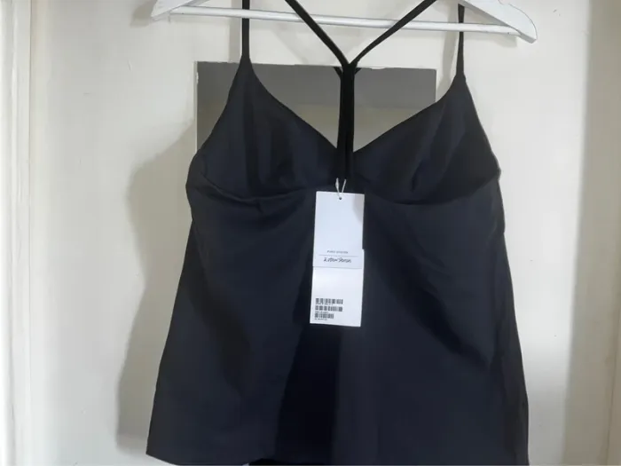 & Other Stories- Brassière ( avec top), taille L, noir , Neuf avec étiquette - photo numéro 6