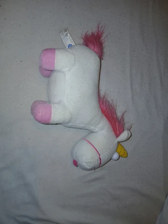 Peluche licorne moi moche et méchant - photo numéro 2