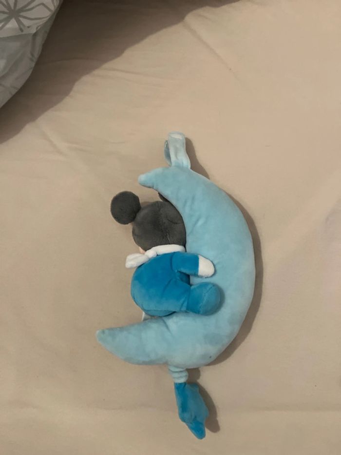 Peluche musical Mickey - photo numéro 2