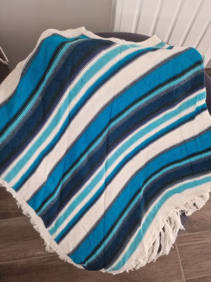 Grand poncho artisanat Pérou - photo numéro 3