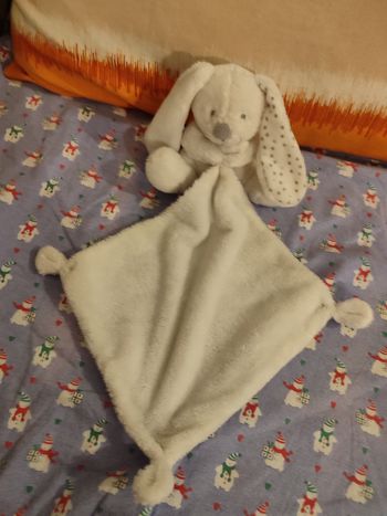 Doudou lapin simba étoiles grises