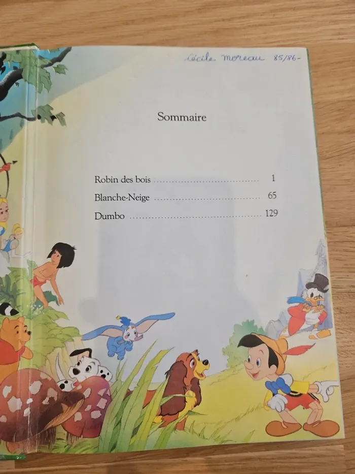 Livre disney 3 histoires - photo numéro 3