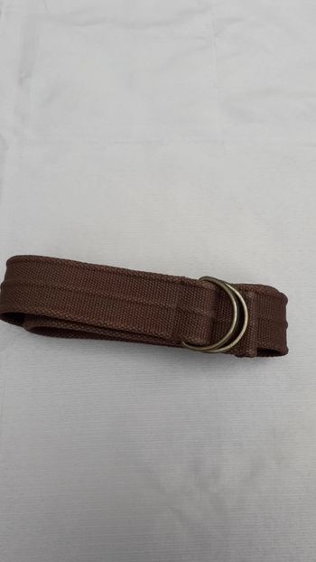 Ceinture marron en coton épais et boucles anneaux cuivre