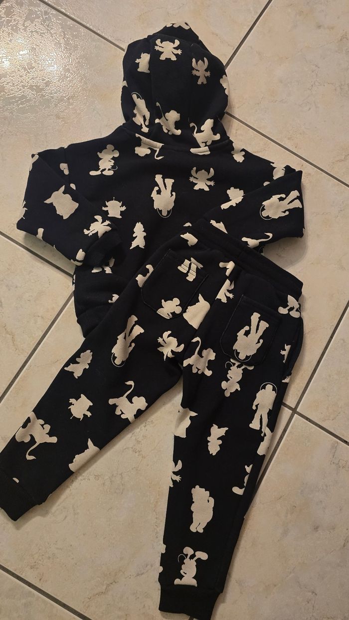 Neufs (non portés) 🥰🤩💙superbe  Ensemble sweat et pantalon molleton  3 ans garçon 💙🤩🥰 - photo numéro 2