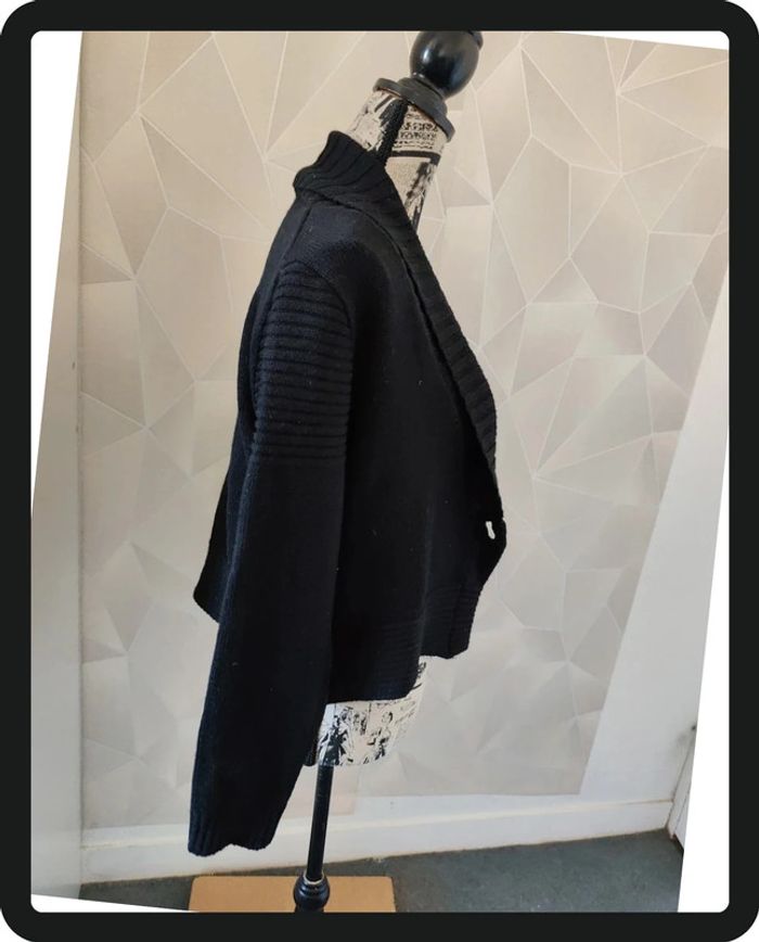 Gilet noir - photo numéro 3