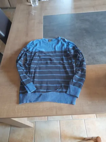 Pull rayé