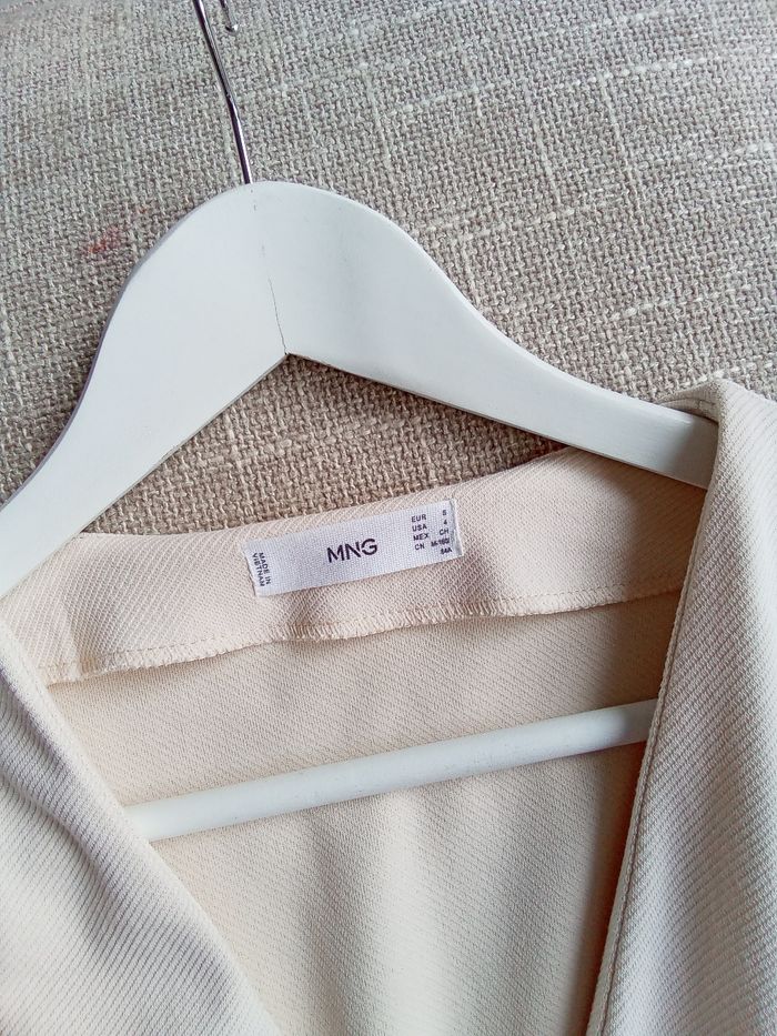 Jolie robe habillée crème/beige Mango taille 36 - photo numéro 9