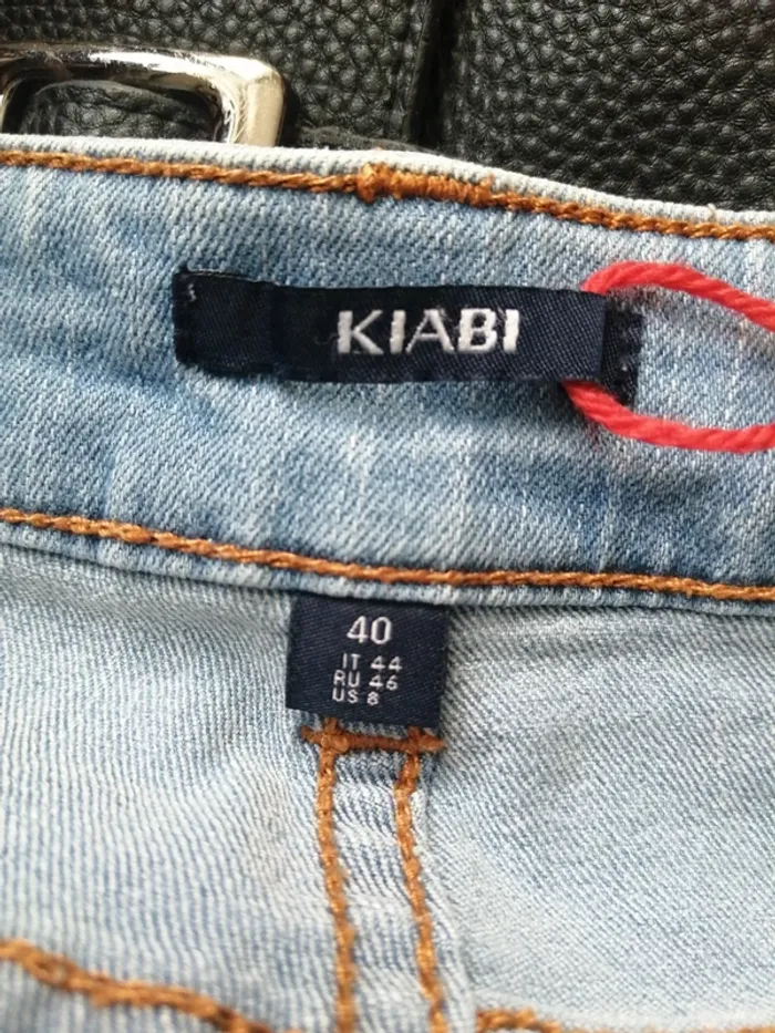 Short en jeans bleu clair / kiabi / (40) - photo numéro 5
