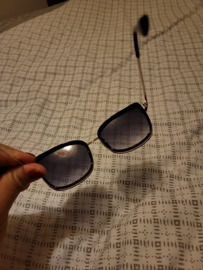 Lunettes de soleil afflelou - photo numéro 3