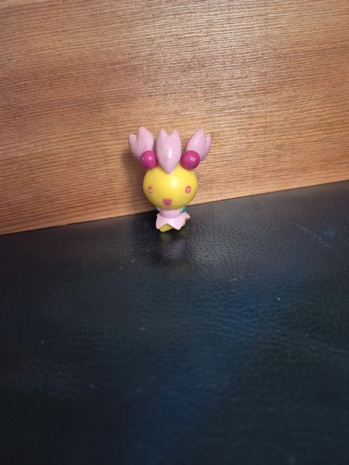 figurine pokemon ceriflor - photo numéro 4