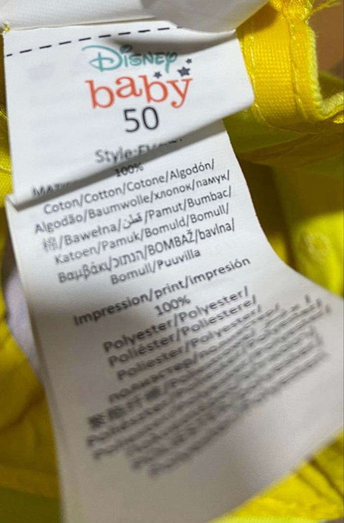 Casquette Mickey couleur jaune taille 50 bon état - photo numéro 4