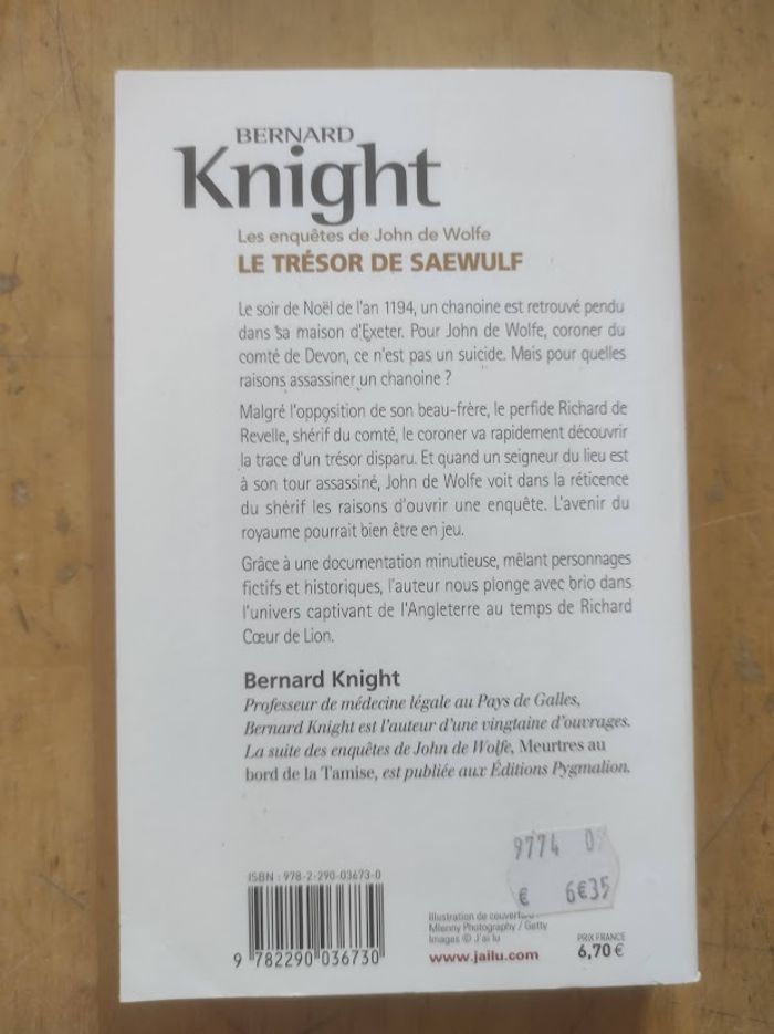 Le trésor de Saewulf Bernard Knight J'ai Lu 2011 - photo numéro 3