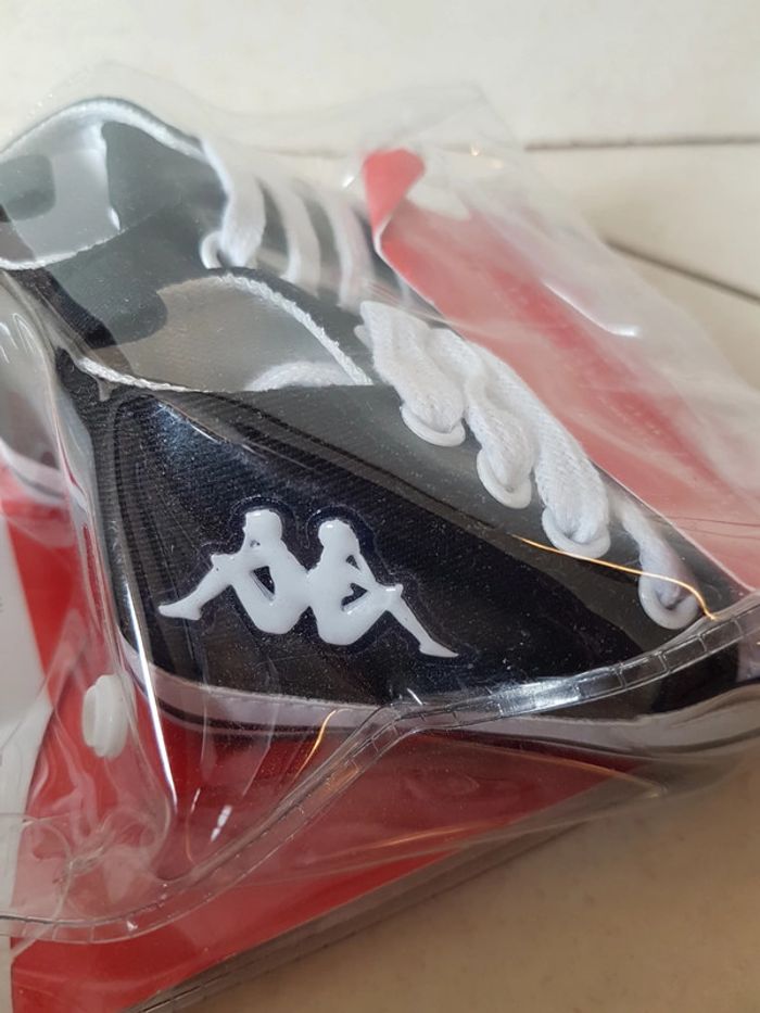 Petite paire de chaussures baskets garçon 0-6 mois - photo numéro 3