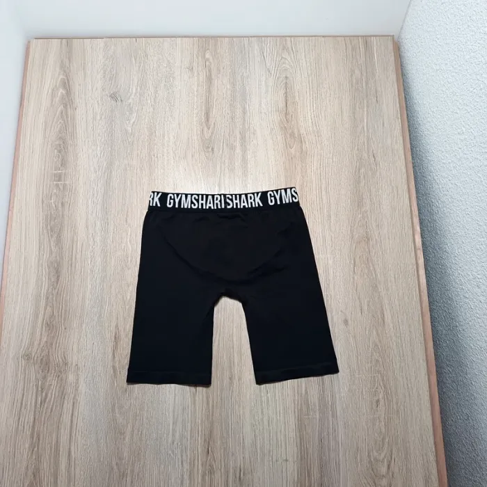 Short gymshark femme L noir - photo numéro 3
