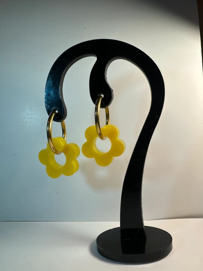 Créoles fleurs jaune - photo numéro 2