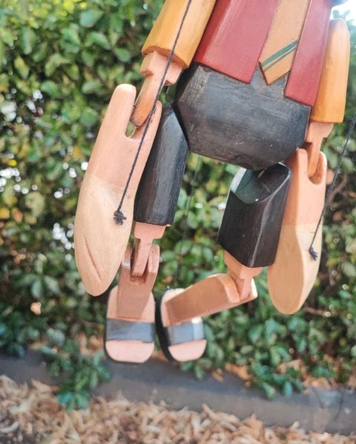 Grande marionnette en bois Pinocchio - photo numéro 10