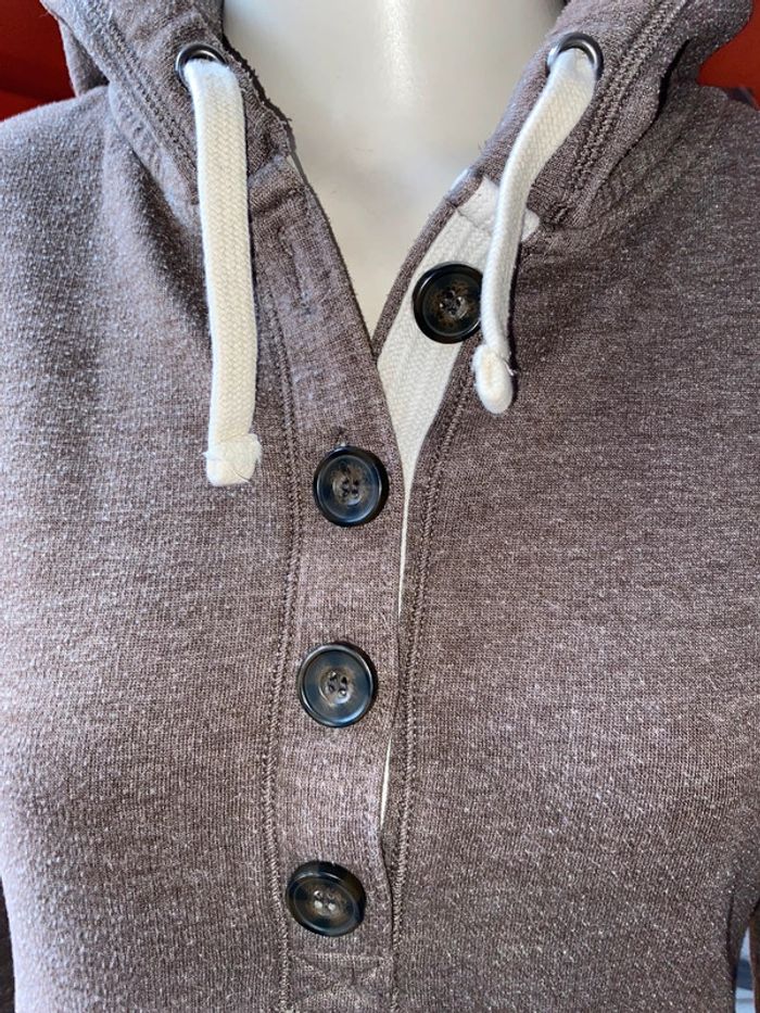 Sweat C&A 🌸 taille M - photo numéro 2