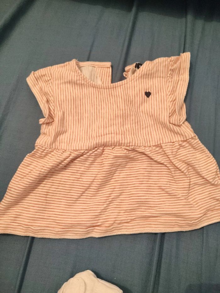 Ensemble 12 mois - photo numéro 4