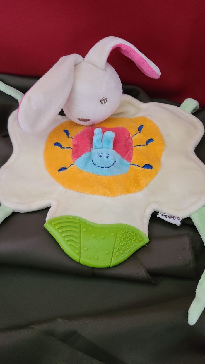 Doudou Bestever D'activités Lapin Plat Jaune Vert Orange Dentition Coccinelle - photo numéro 4