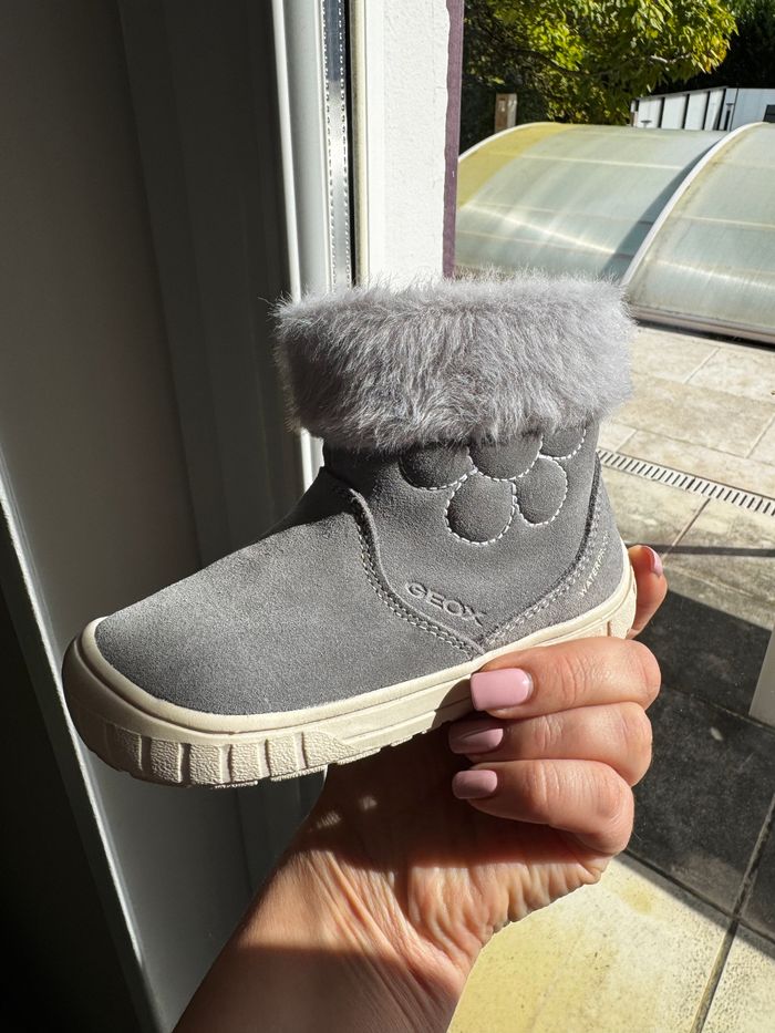 Bottines neuves  hiver chaud. Taille 24. Geox - photo numéro 4