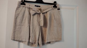 Short beige taille 38 Terre de Marins