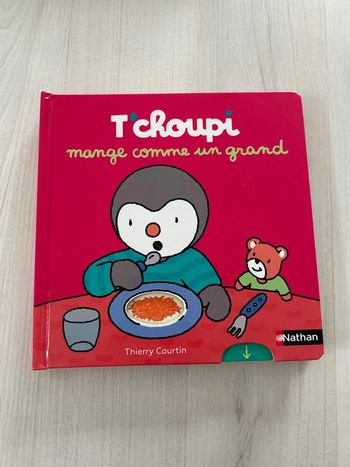 T’choupi mange comme un grand