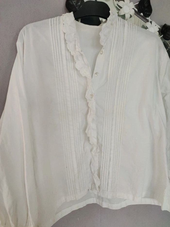 Chemise blanche brodée ancienne - photo numéro 3