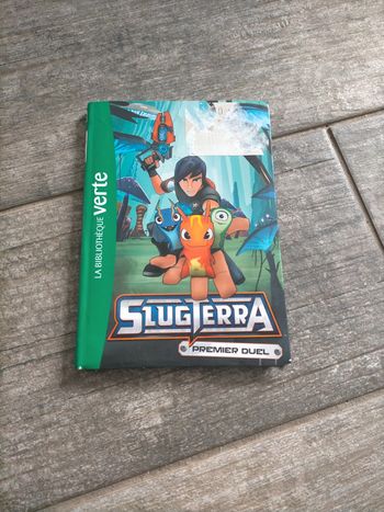 Livre bibliothèque verte Slugterra