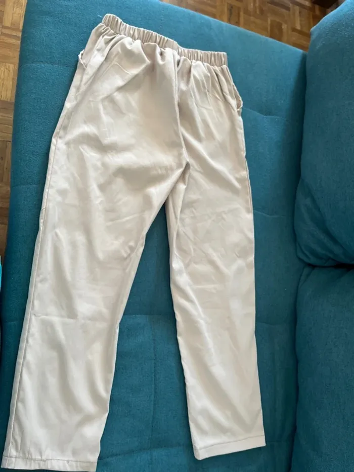 Pantalon beige - photo numéro 5