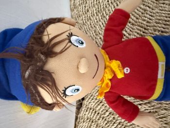 Doudou peluche Oui-Oui Lansay