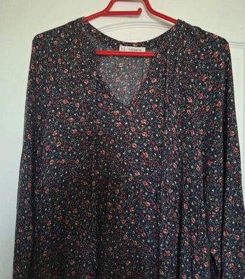 Robe  fleurie fluide taille S Pull and Bear