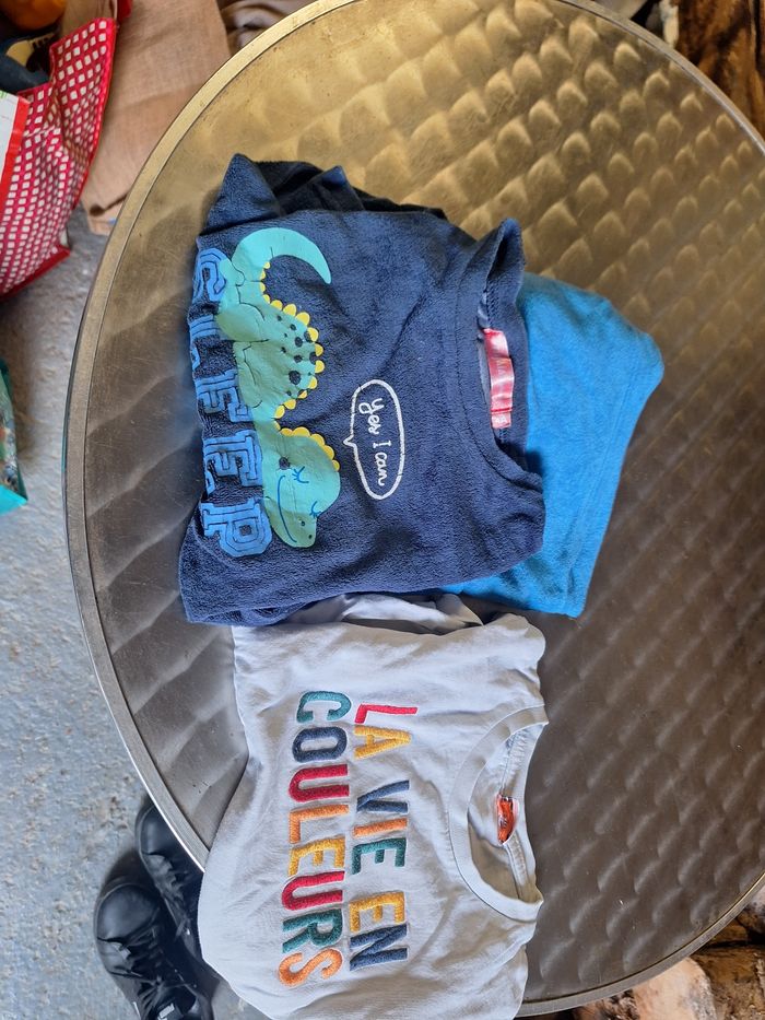 Lot vêtements jouet - photo numéro 2