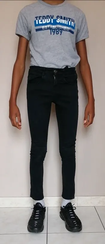 😍 Pantalon Skinny Fit 10 ans noir 👌🏼