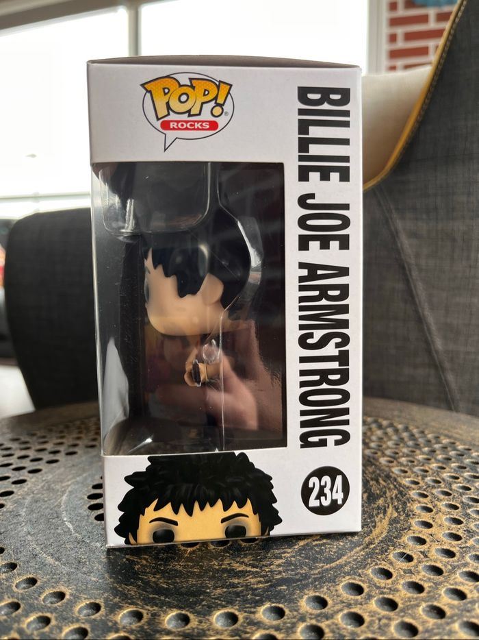 Green Day Billie Joe funko pop - photo numéro 2