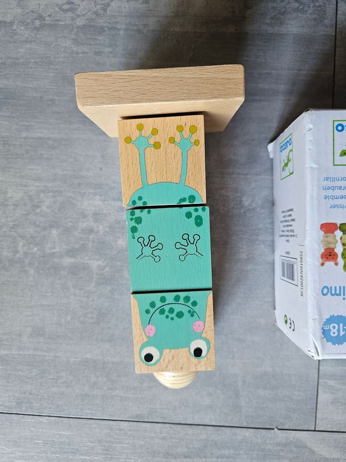 Lot de jouets d'éveils bébé en bois Djeco - photo numéro 2