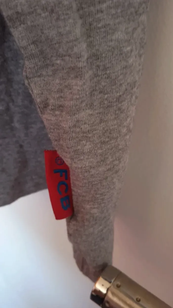 FC Barcelona XXL – Tee-shirt gris stylé pour fans engagés - photo numéro 6