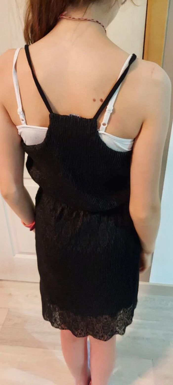 Robe noir Kiabi 12 ans. En dentelle totalement doublée - photo numéro 5