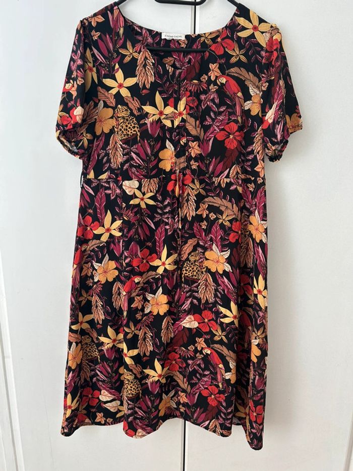 Robe d’été fleurs et animaux - cache cache taille 40 rouge bordeaux -