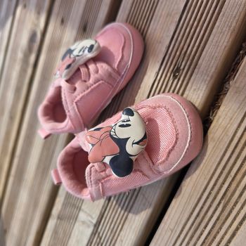 Paire de chaussure 6 / 9 mois