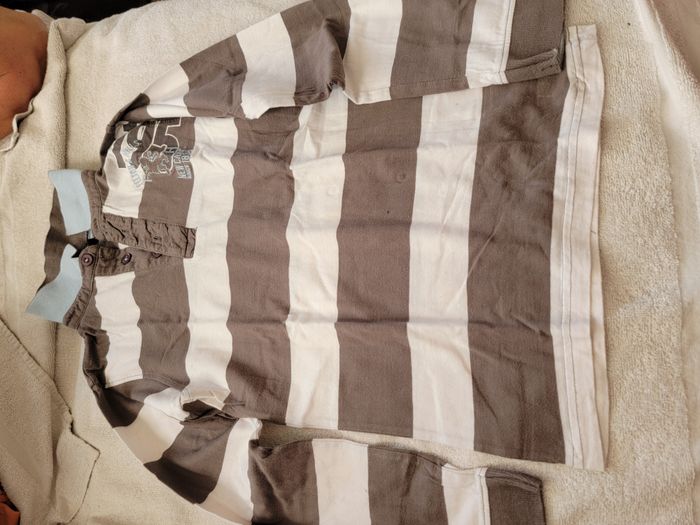Lot d une chemise et un polo 10 ans garçon